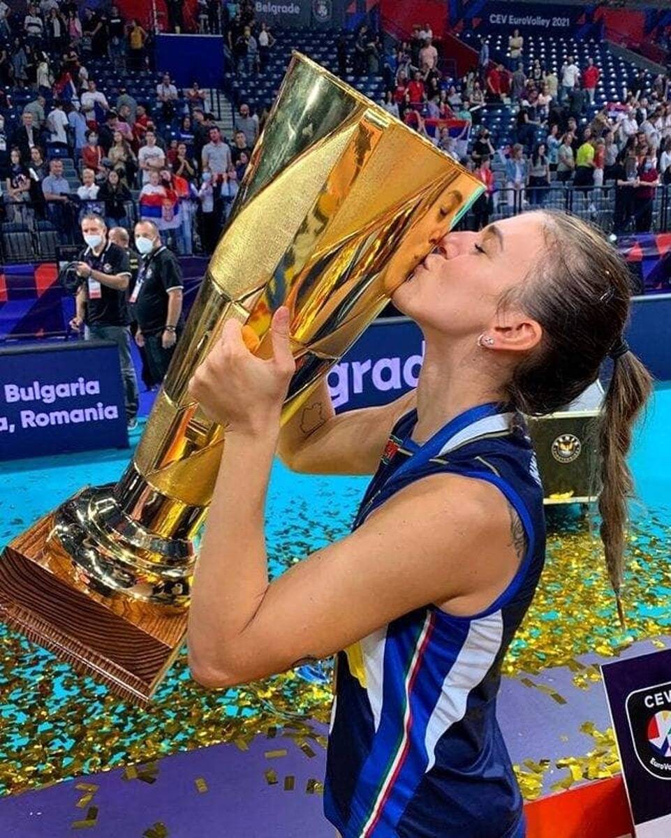 Fenerbahçe'nin bu transferi Türkiye'yi sallar! İtalya Milli Takımı'nın yıldız geliyor 5